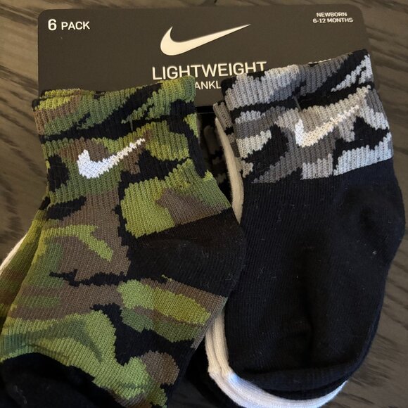 Nike Kids Socks NWT 6 Pairs - Picture 1 of 2